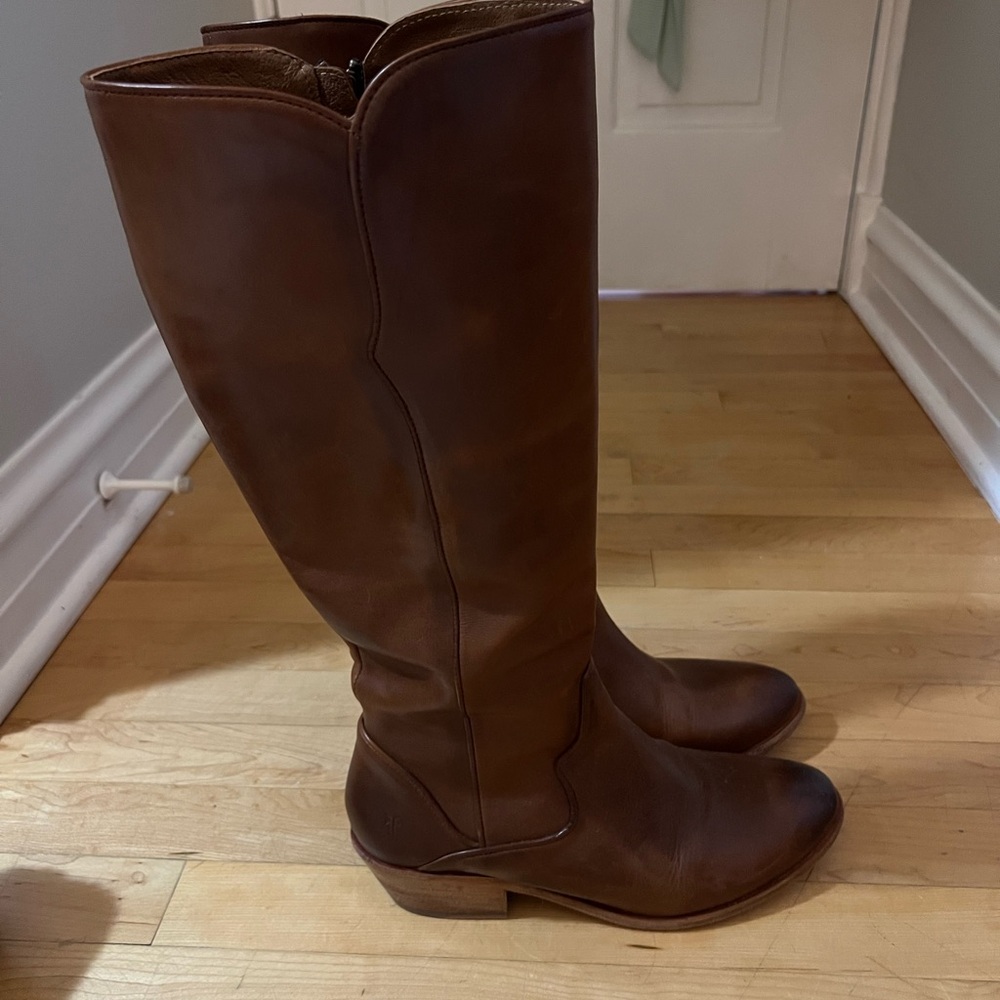 Frye Dark Brown Leather Heeled Boots
